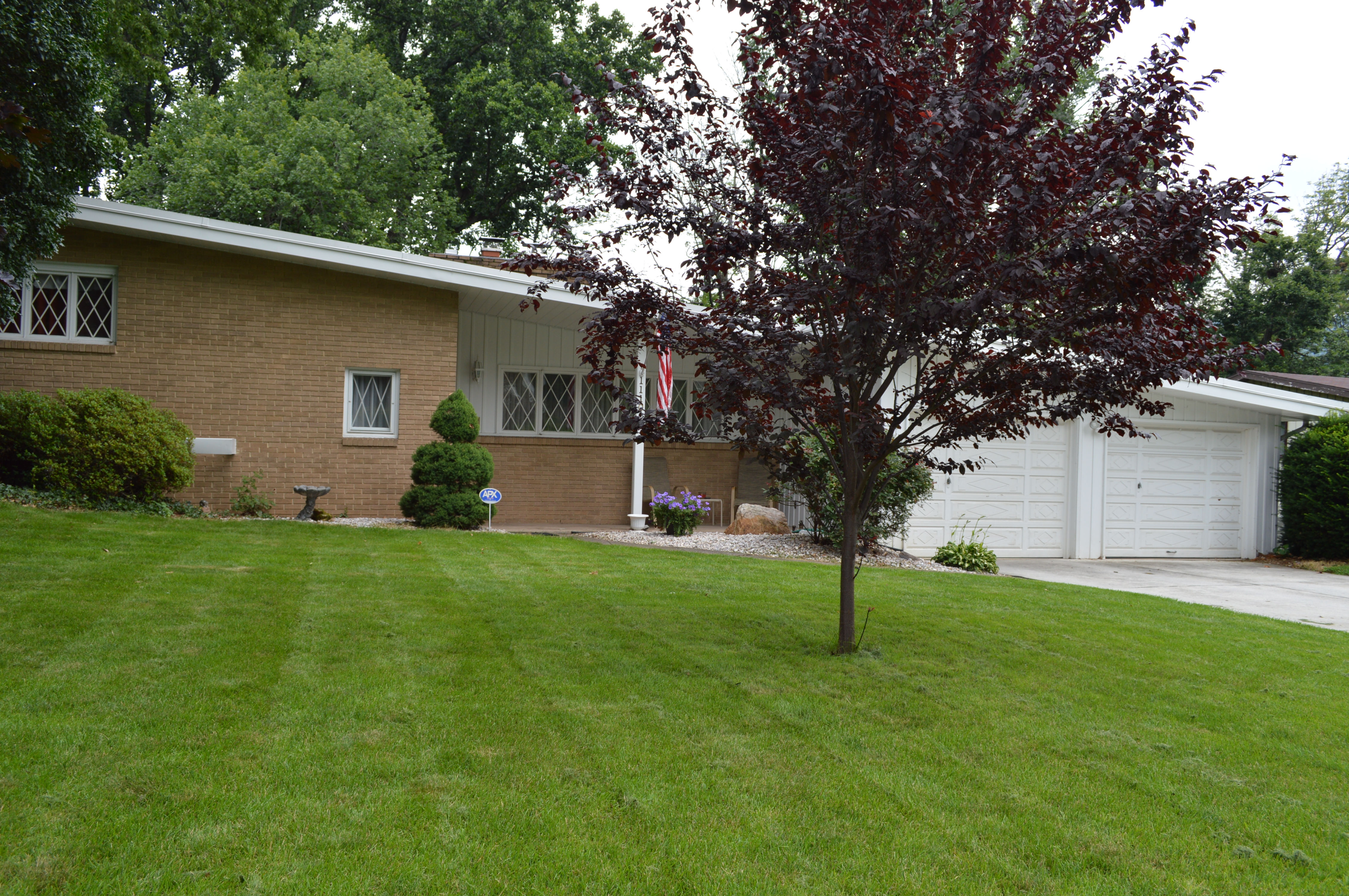 1110 Whiytehall